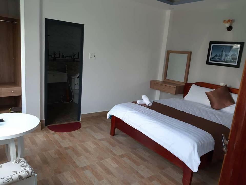 Minh Quan Hotel Dalat Luaran gambar